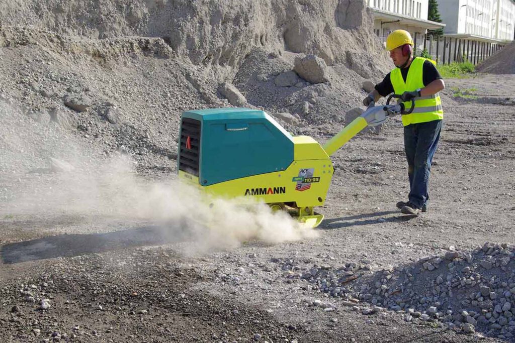 UBM-Ammann-Ruettelplatten_aph-110-95-00