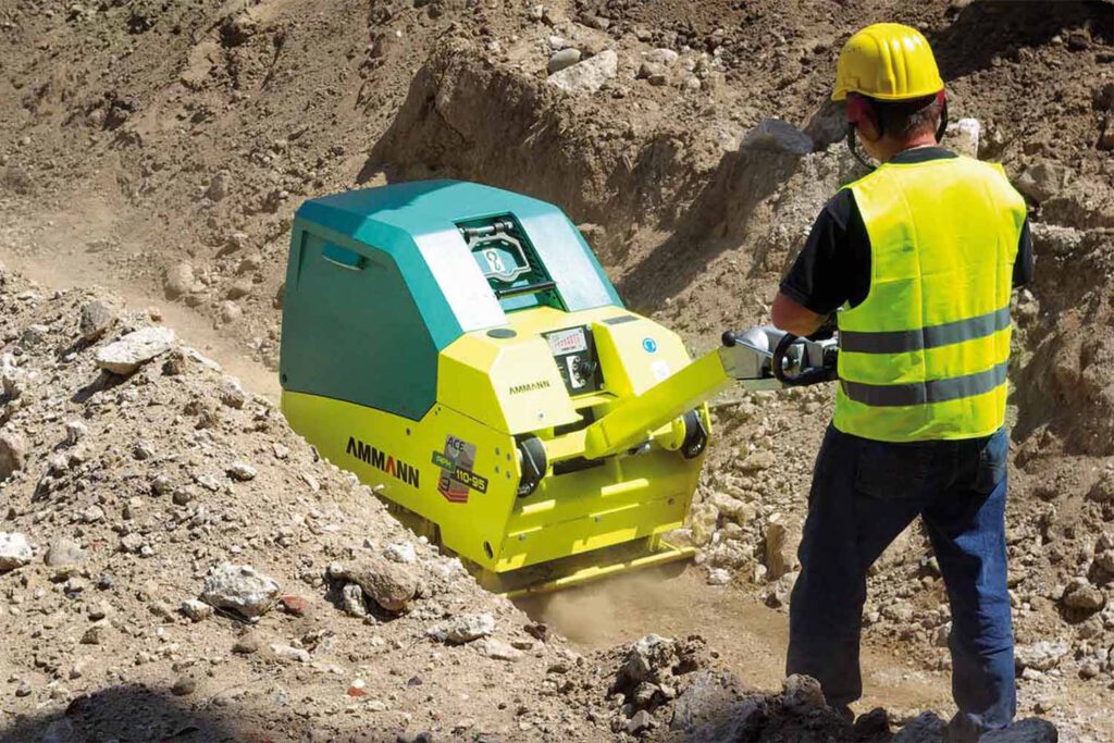 UBM-Ammann-Ruettelplatten_aph-110-95-01