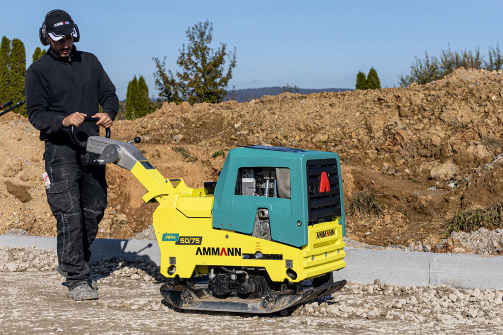 UBM-Ammann-Ruettelplatten_aph_5075-02
