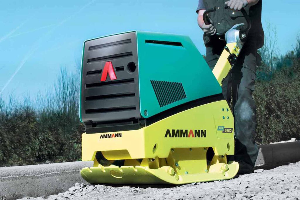 UBM-Ammann-Ruettelplatten_apr-5920-00
