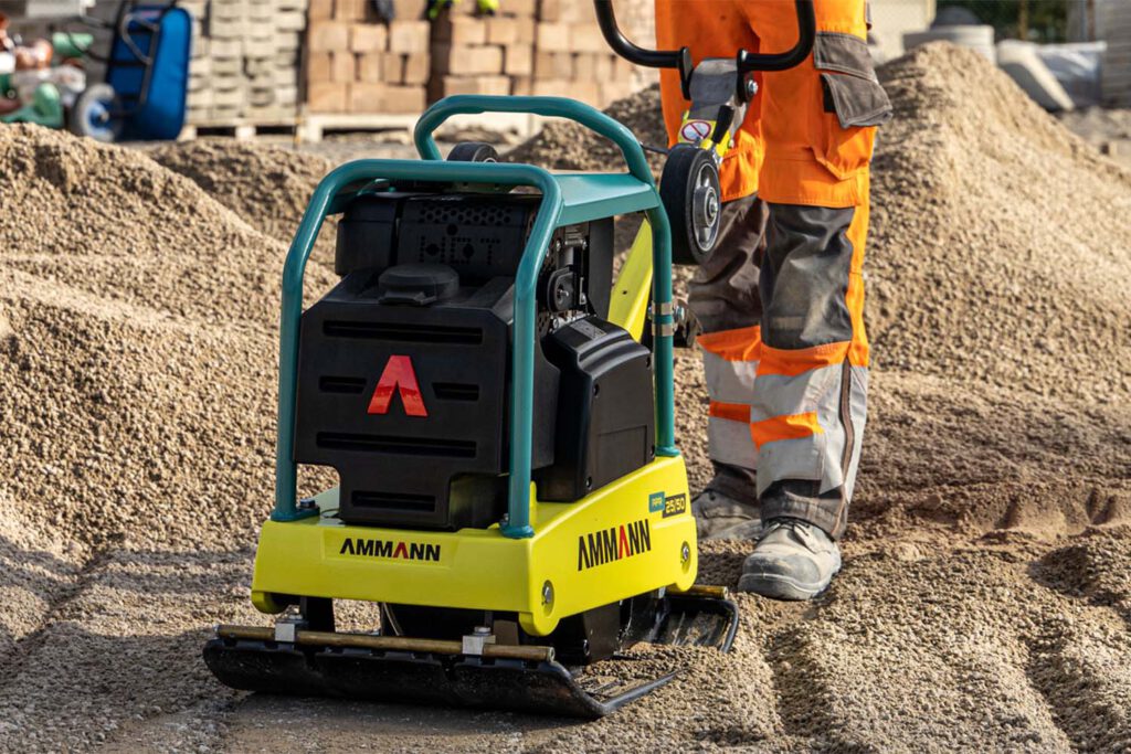 UBM-Ammann-Ruettelplatten_apr_2550-00