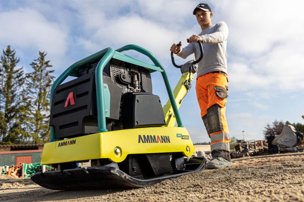 UBM-Ammann-Ruettelplatten_apr_3050-00