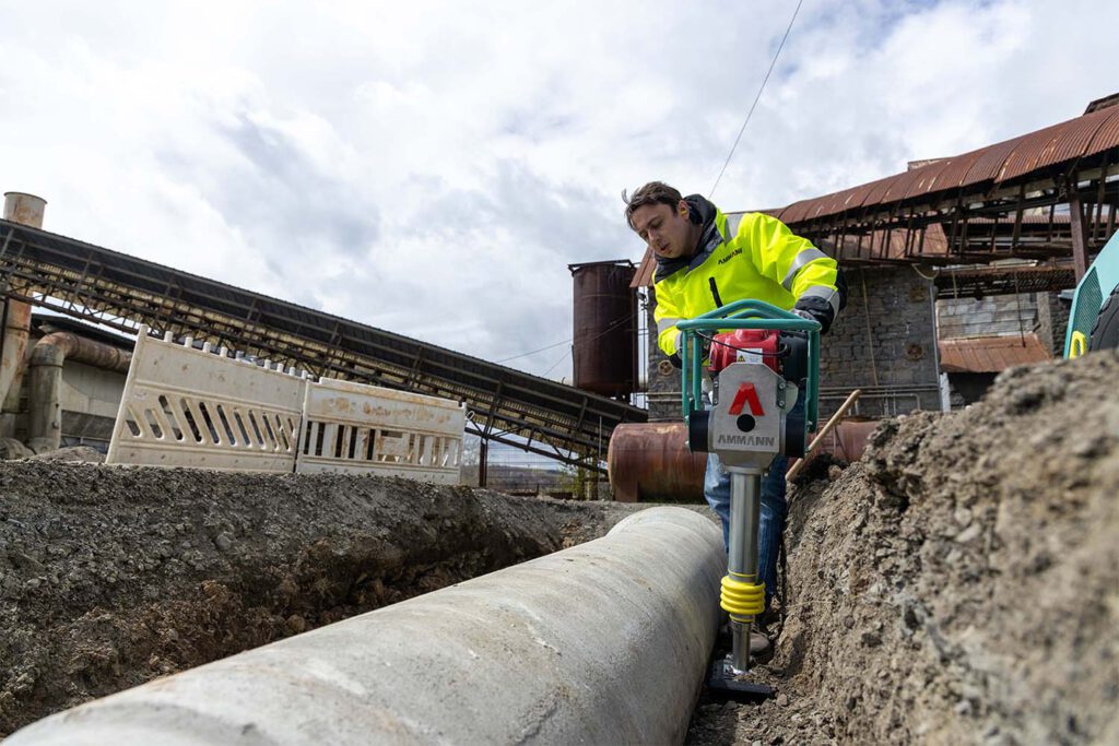 UBM-Ammann-Stampfer_atr_30-02