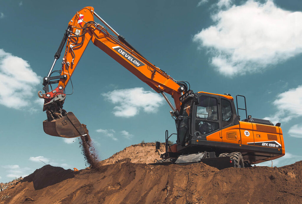 UBM-Develon-Radbagger-DX190W-7-00