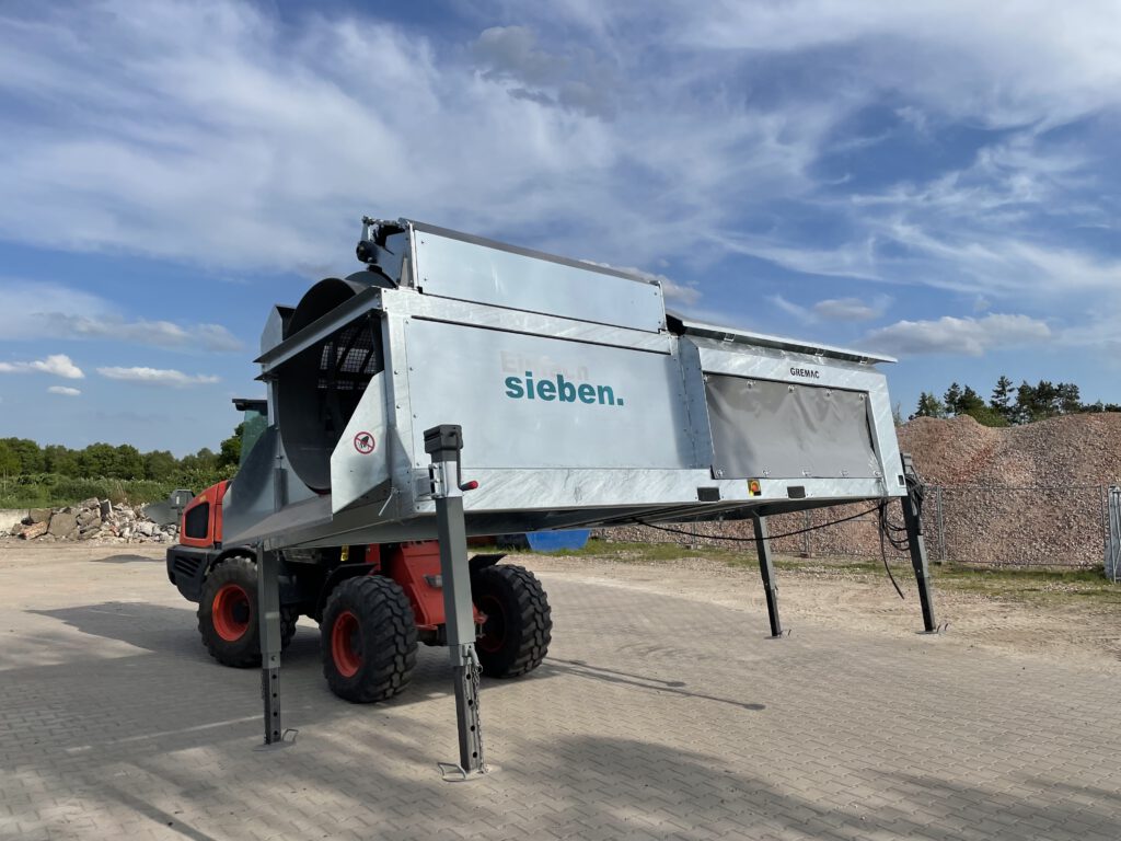 GREMAC eZero ist eine Siebmaschine mit einem Gewicht von 1,5 t.