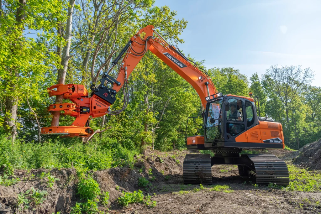 Develon-DX160LC-7HT-Anwendung_2