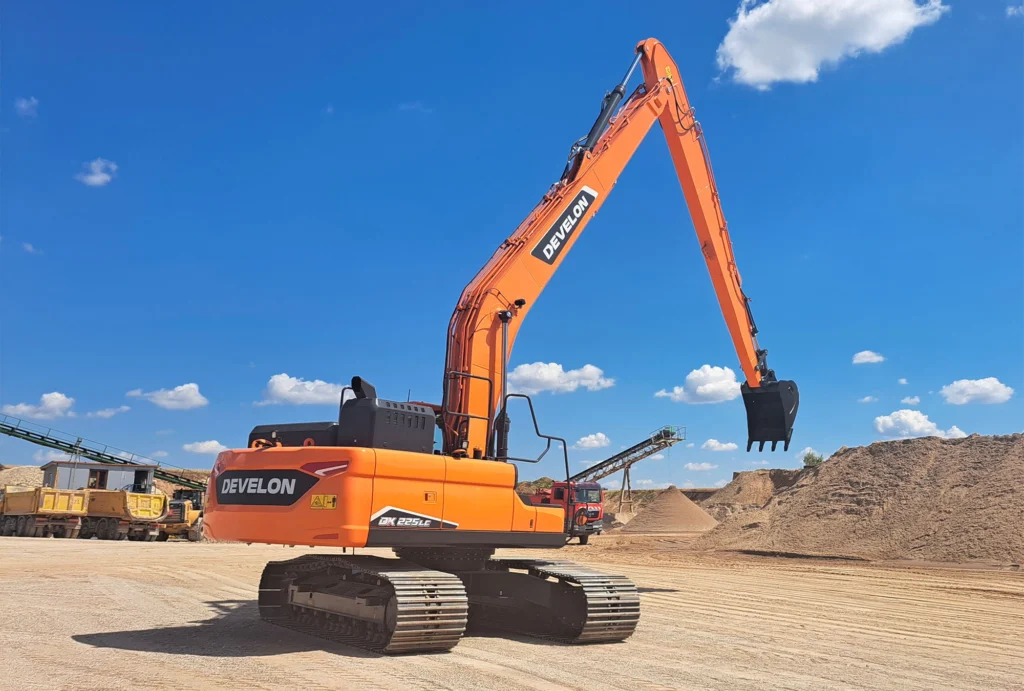 Develon-DX225SLR-Anwendung_2