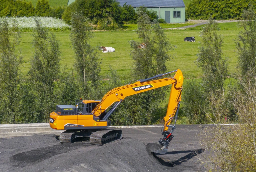 Develon_DX230LCE-7_Anwendung