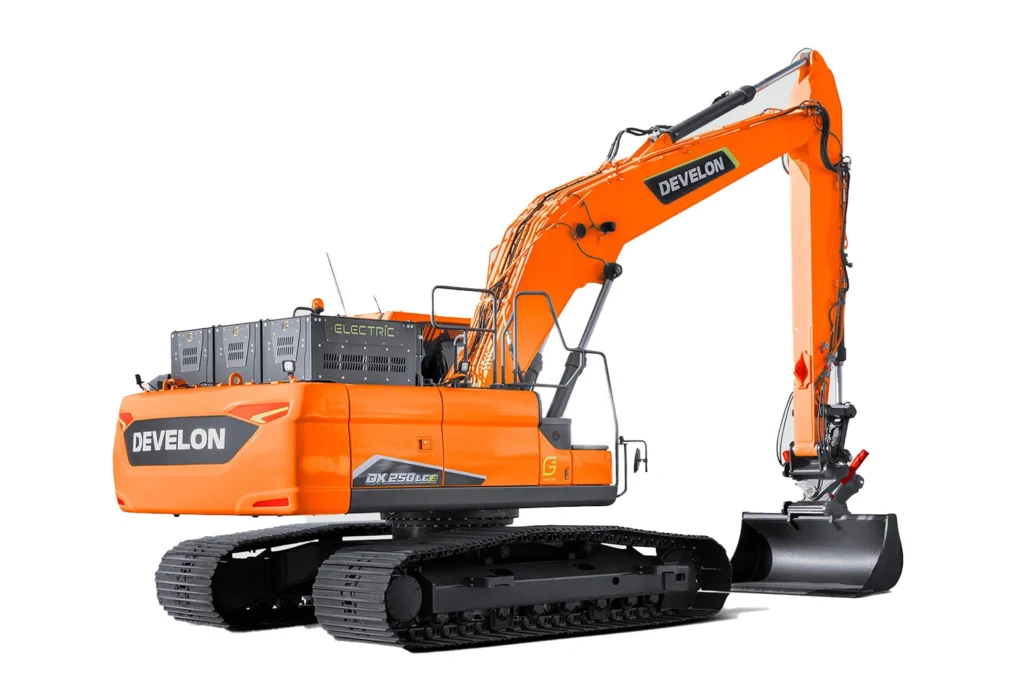 Develon_DX250LCE-7_Vorderansicht