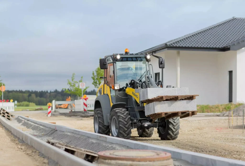 Kramers Radlader 5065 eignen sich durch die intuitive Bedienung auch für Fahranfänger.