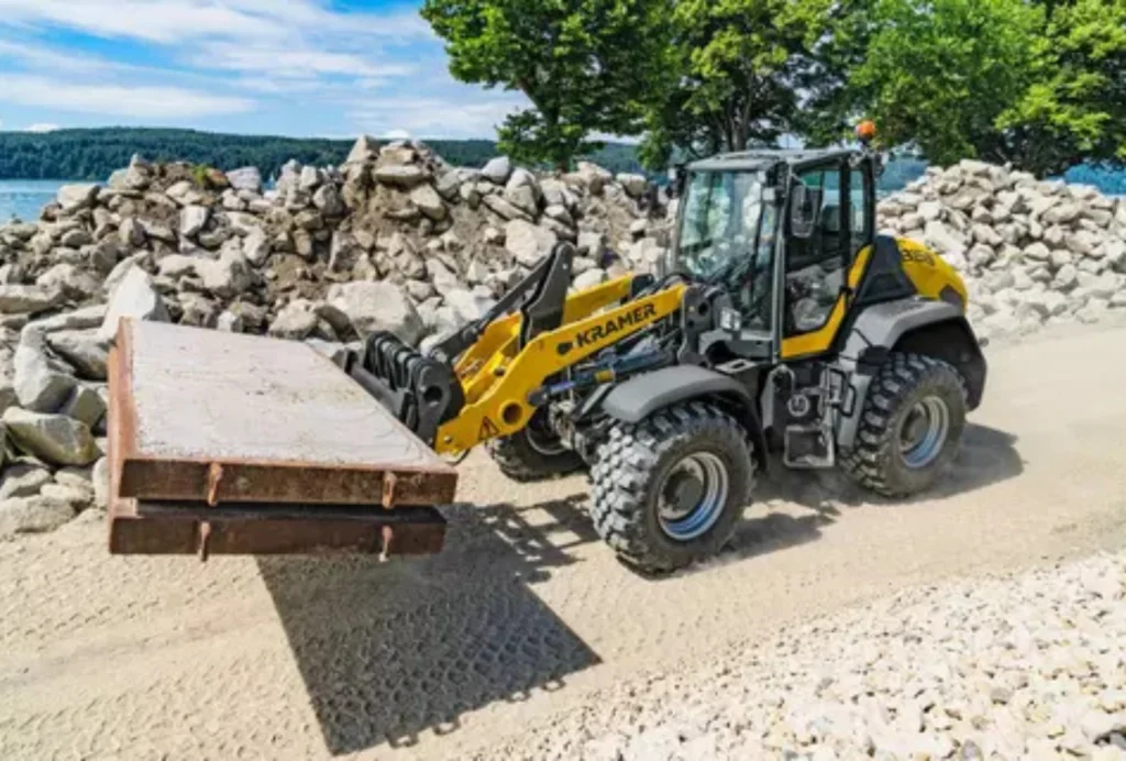 Kramer Radlader 8155 in der Anwendung