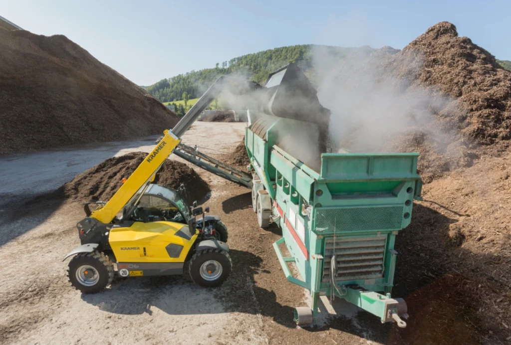 Der Teleskoplader 2706 von Kramer eignet sich für Stapelhöhen im Bereich von 6,0 m.